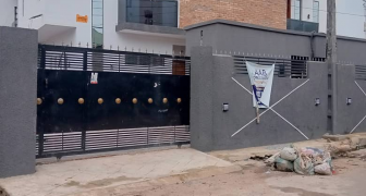 Four bedroom detached duplex
